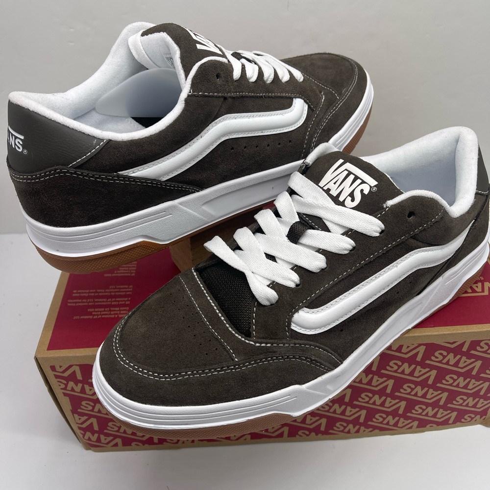 Vans Men's Brown Suede Hylane
Suede Brown
VN000D26DFN Sneakers - Picture 12 of 16
